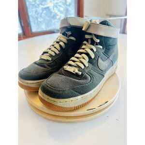 Nike Women’s Air Force 1 High Utility Neutral Olive‎ Sequoia Green Size 8
